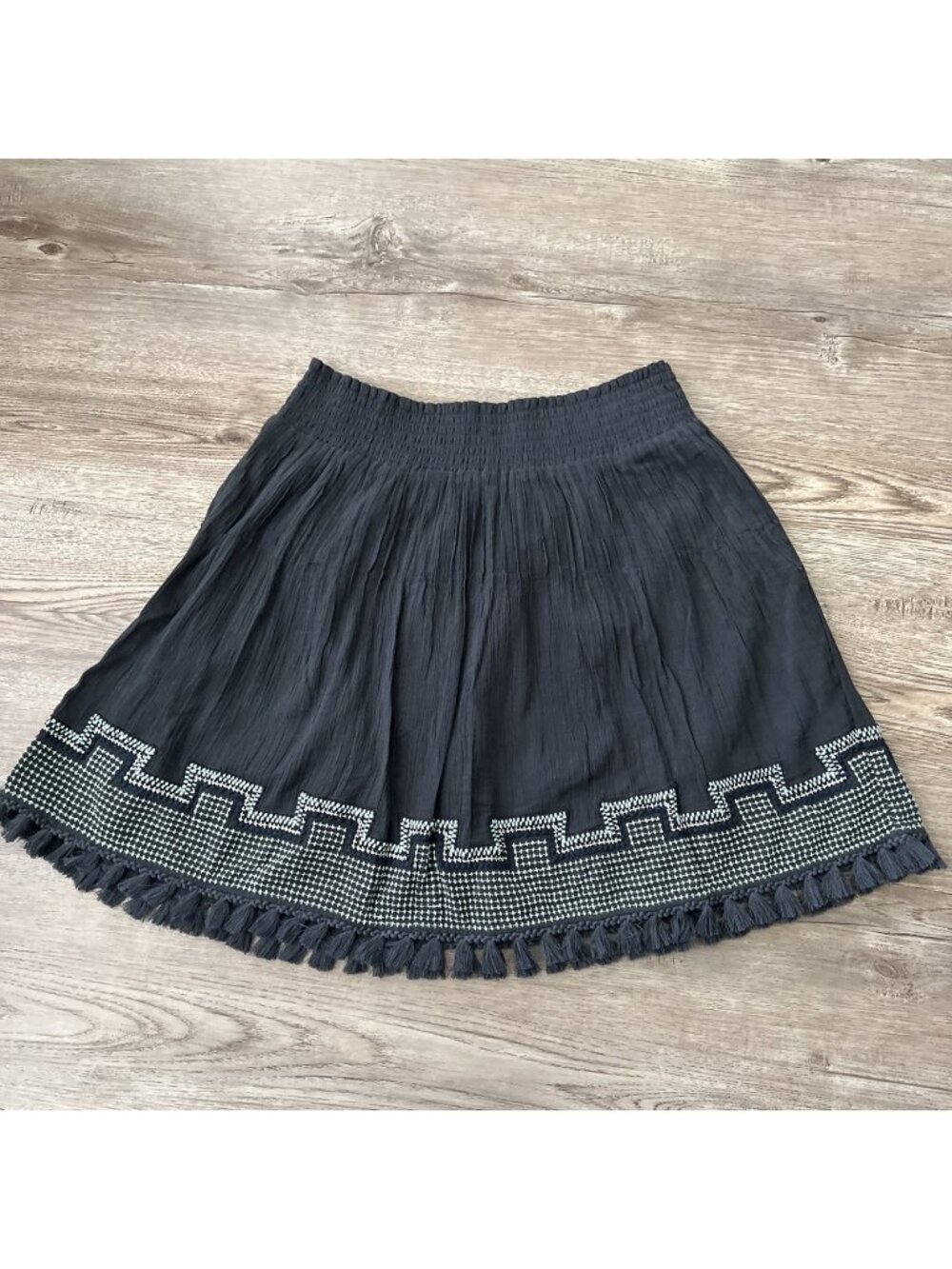 J.Crew Skirt Womens XS Embroidered Tassel Fringe Smocked Waist‎ Cotton Mini Boho